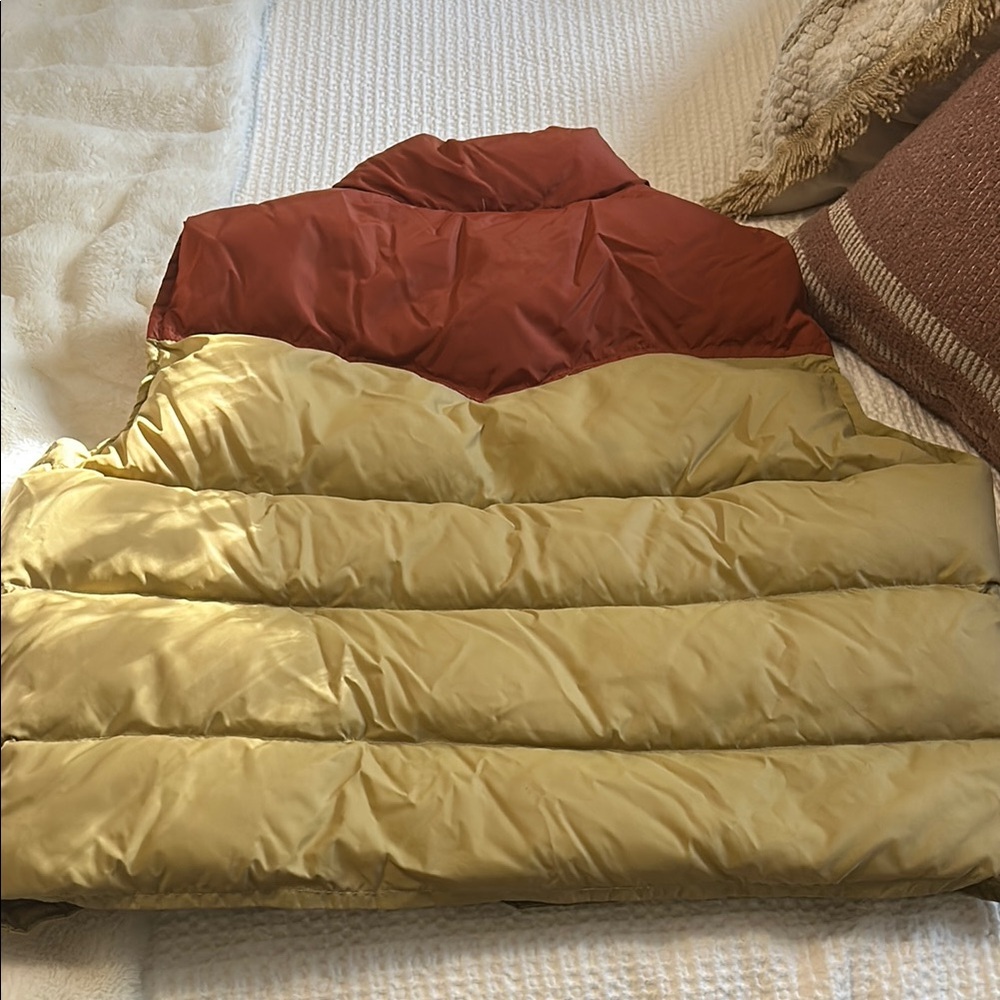 Stylish Two-Tone Vest - Picture 3 of 3